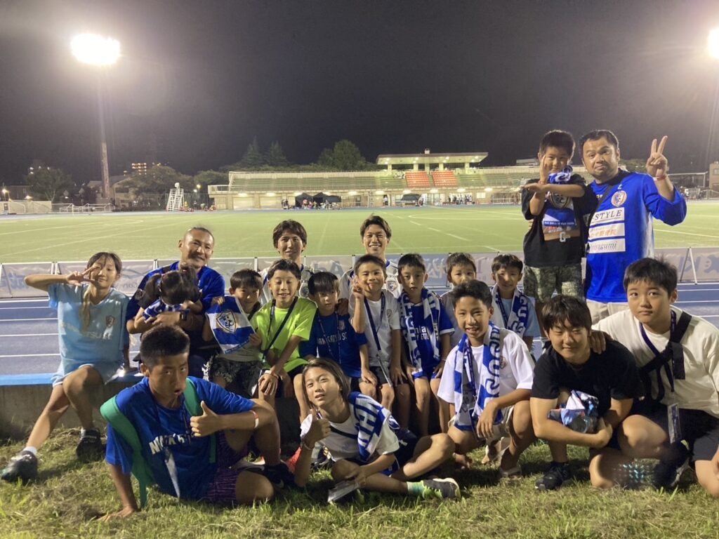 長島コーチが出場する関東１部リーグ南葛scの試合を応援しに行きました。長島コーチの活躍によりチームは勝利しました🏆スクール生も刺激をうけたみたいです。